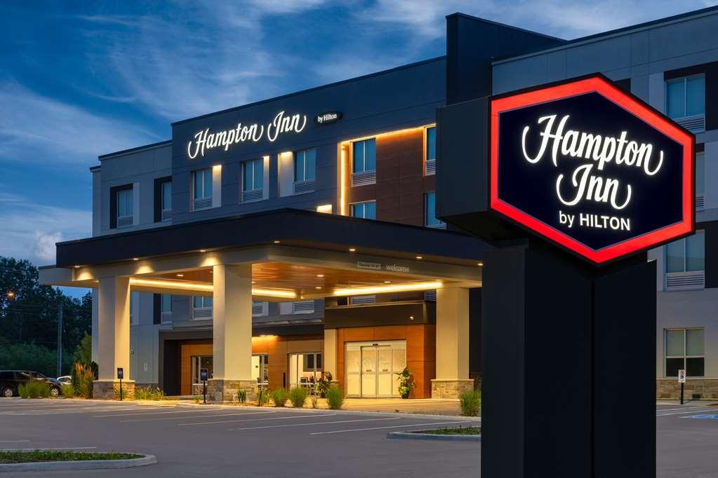 Hotel Hampton By Hilton Cobourg 3*