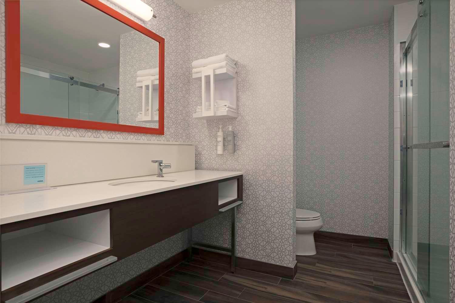 Hampton By Hilton Cobourg